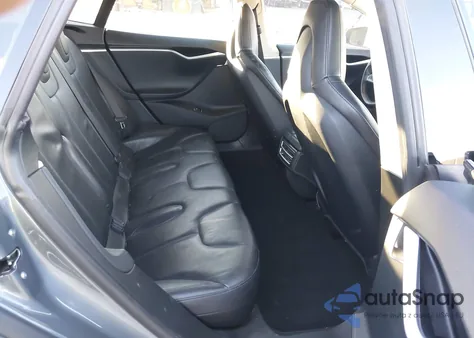 2013 Tesla Model S Performance из США, поврежденный, VIN 5YJSA1CP4DFP23684